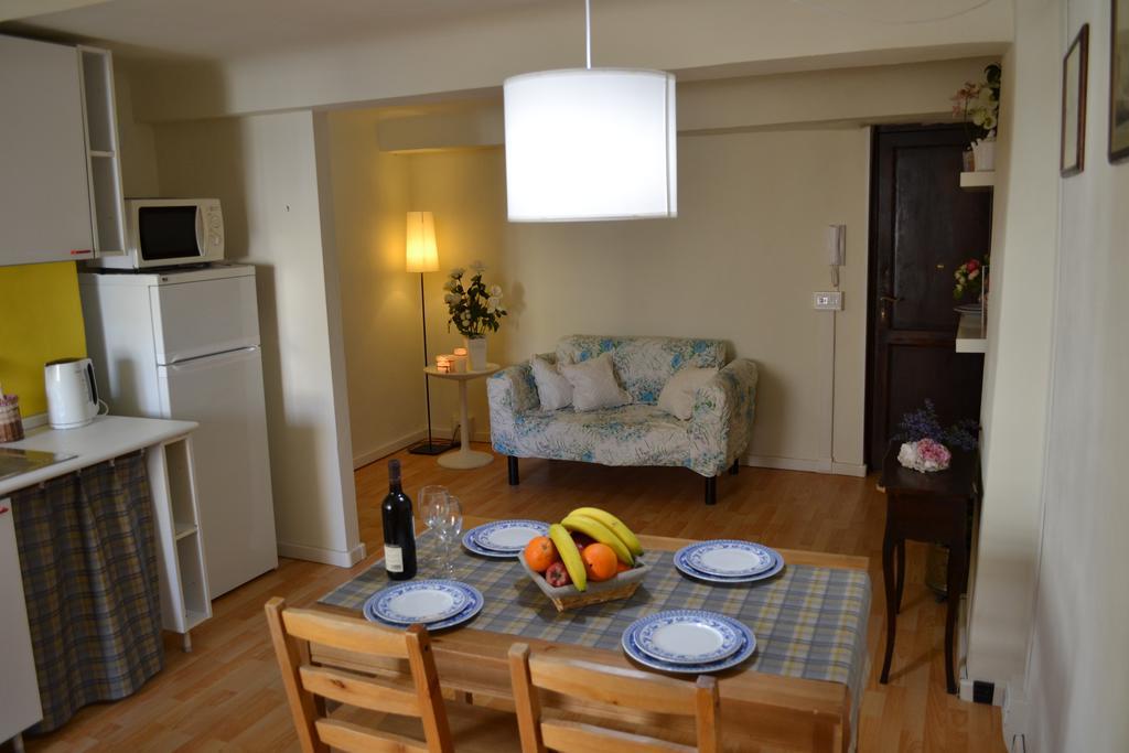 Studio In Centre Διαμέρισμα Λούκα Εξωτερικό φωτογραφία