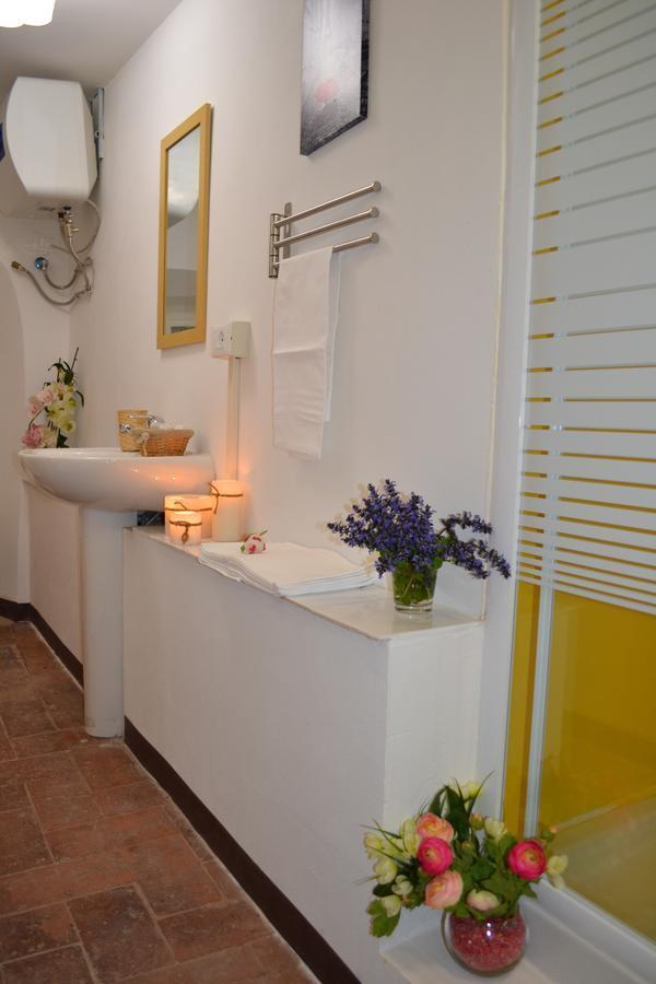 Studio In Centre Διαμέρισμα Λούκα Εξωτερικό φωτογραφία